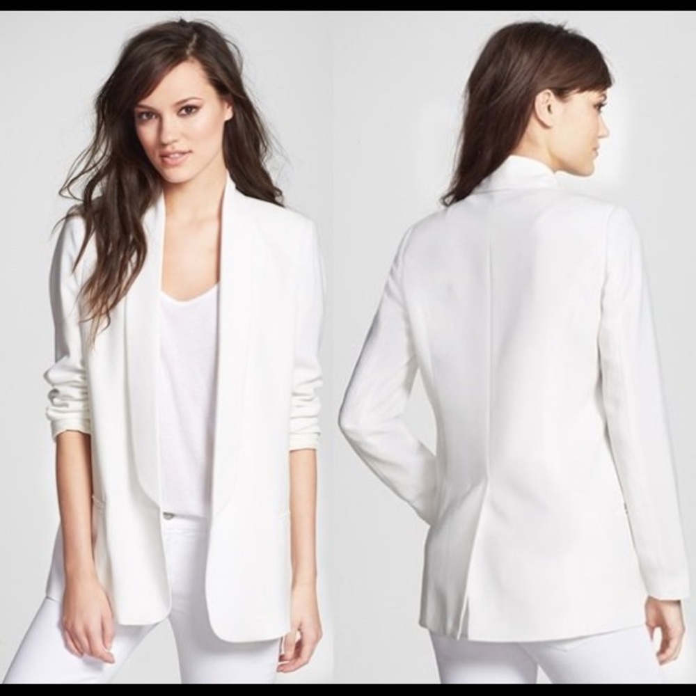 *SOLD OUT **Mural boyfriend blazer NWT!
